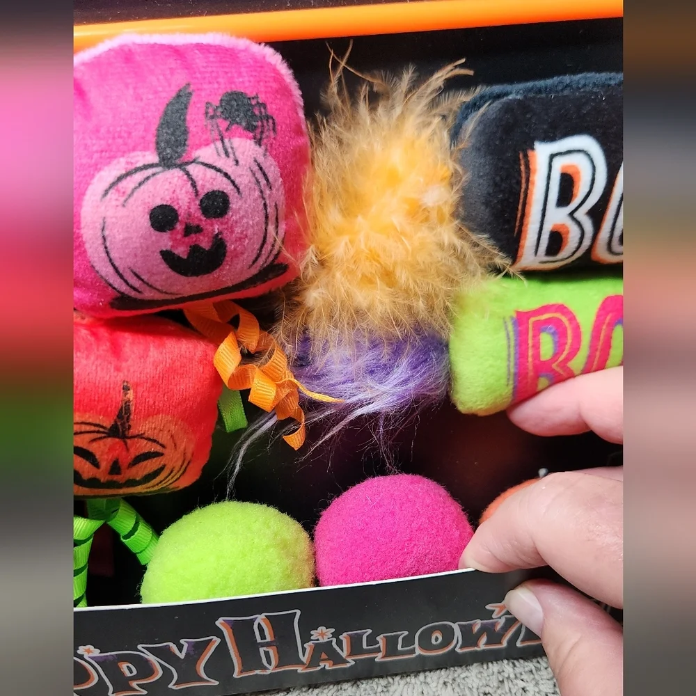 Cat Toys Halloween Cauldron Bundle Toy Set - 10pc - Hyde and EEK! Boutique